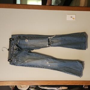 Women's American Eagle Flare Distressed Jean's Size 4